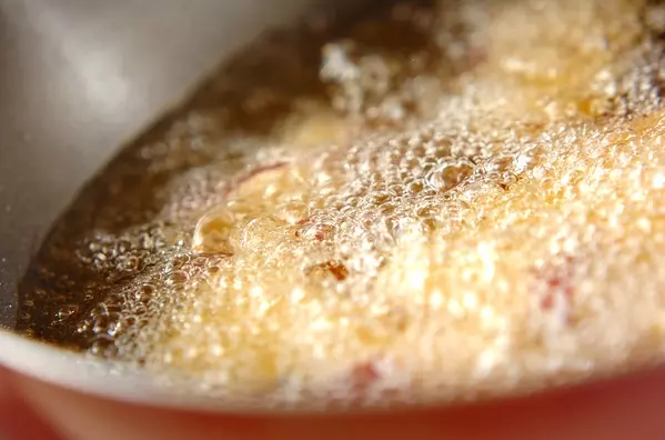 鶏肉とサツマイモのおろし和えの作り方1