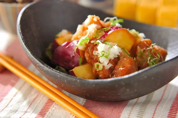 鶏肉とサツマイモのおろし和え