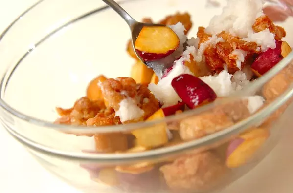 鶏肉とサツマイモのおろし和えの作り方3