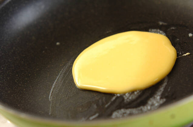 どら焼き風パンケーキの作り方の手順3