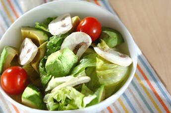 アボカドサラダ