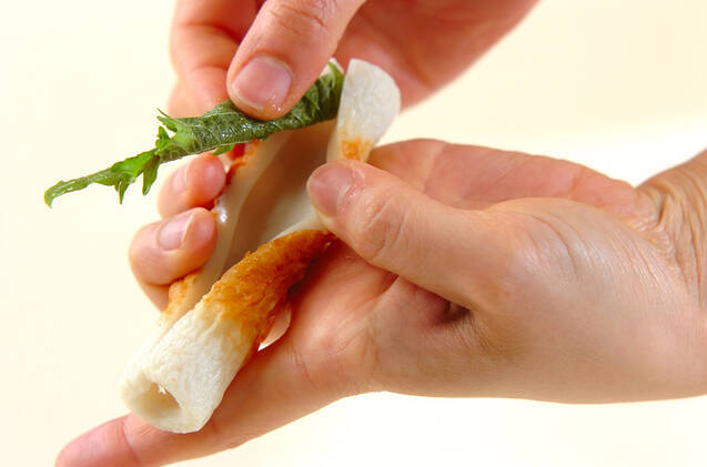 ちくわの大葉梅巻きの作り方の手順2