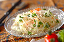 春雨とエビのエスニックサラダ