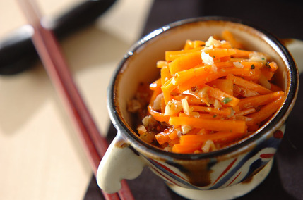 ニンジンのガーリック甘酢和え