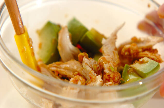 鶏ささ身とアボカドのネギしょうゆの作り方の手順3