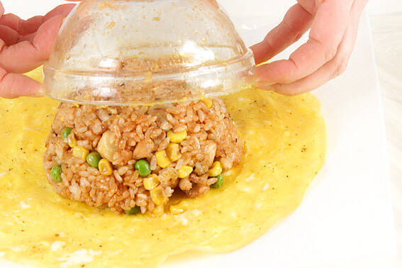 オムライスの作り方の手順4