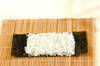 コアラちゃんデコ巻き寿司の作り方の手順4