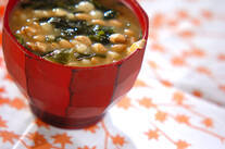 納豆とワカメのみそ汁