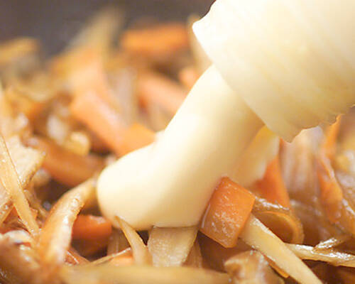 きんぴらと鶏肉のベーグルの作り方の手順2