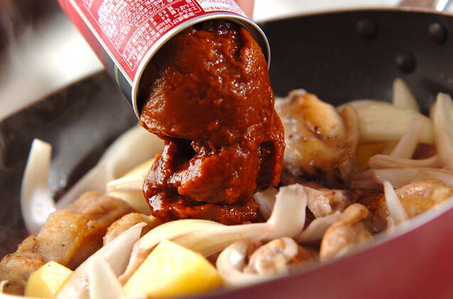 フライパンひとつで！手羽元の赤ワイン煮の作り方の手順6