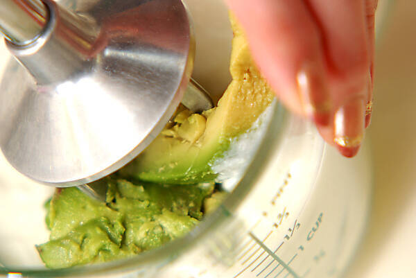 フローズンフルーツヨーグルトの作り方の手順1