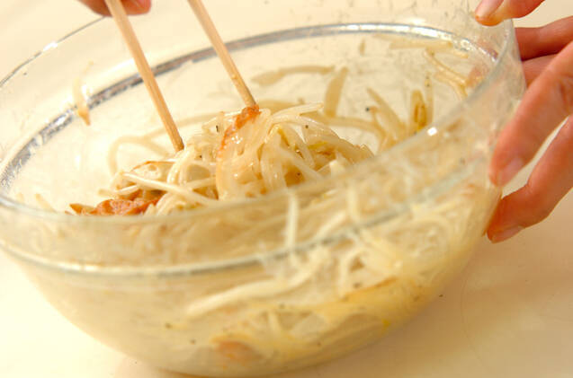 モヤシとちくわのマスタード和えの作り方の手順5