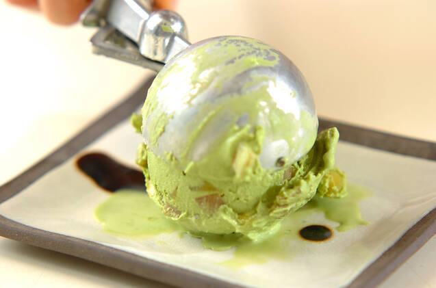 八つ橋入り抹茶栗アイスの作り方の手順3