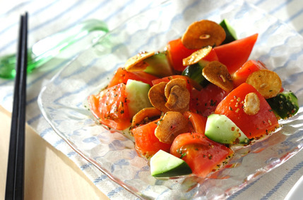 トマトのガーリックサラダ