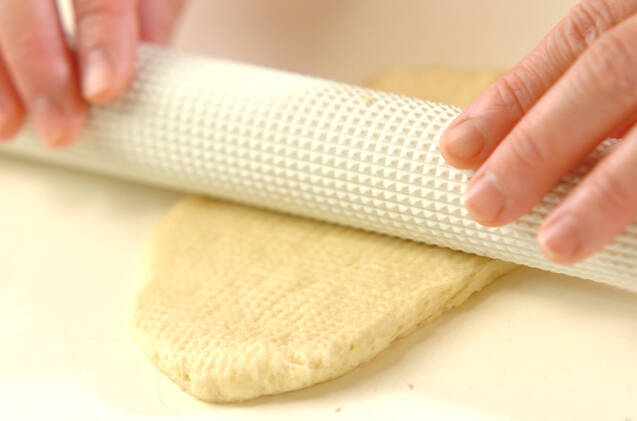 ホットケーキミックスで簡単！餃子ピロシキの作り方の手順3