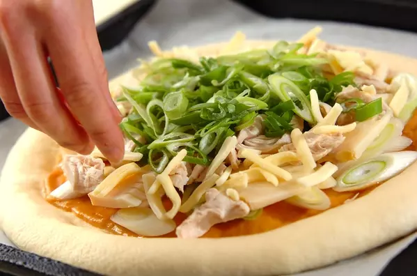 春野菜の和風ピザの作り方6