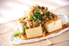 豆腐の豚キノコ炒めのせの作り方の手順