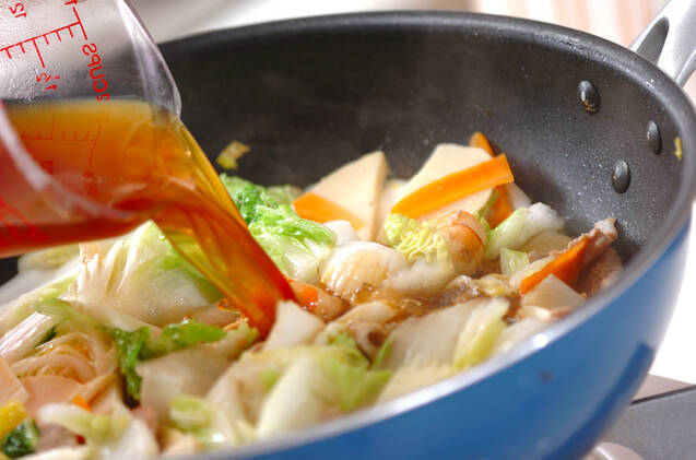 中華の定番！具だくさん八宝菜の作り方の手順11