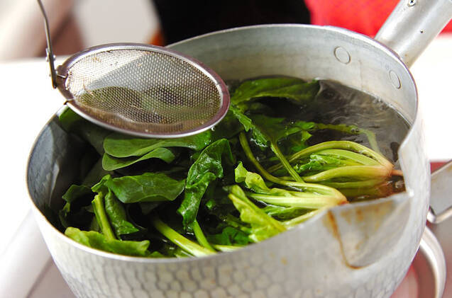 青菜のクルミみそ和えの作り方の手順3