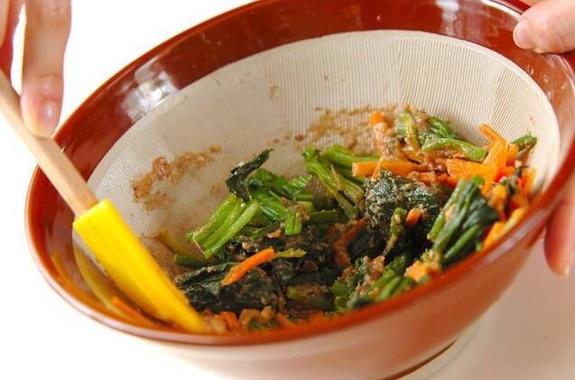 青菜のクルミみそ和えの作り方の手順4