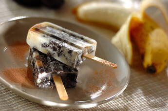 バナナ＆チョコクッキーのアイスキャンディー