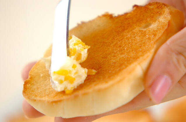 ユズバタートーストの作り方の手順4