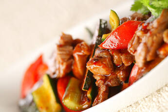 ラムとキュウリの炒め物