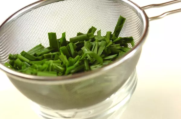 ニラたっぷりチヂミ♪の下準備1