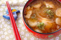 豆腐のゴマみそ汁