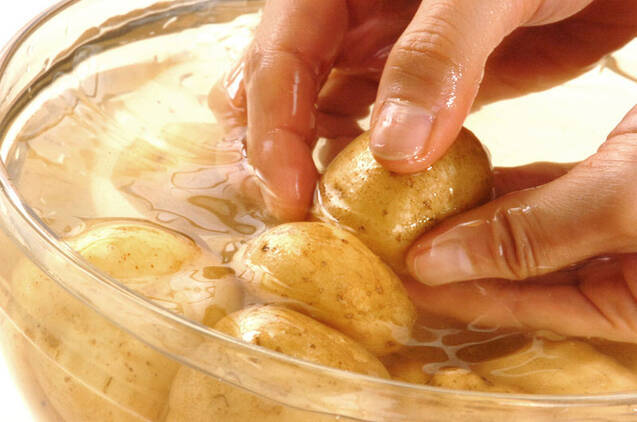 新ジャガのコロコロ揚げの作り方の手順1