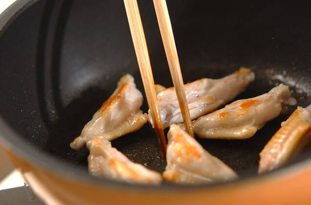 手羽中と大根の煮物の作り方の手順4