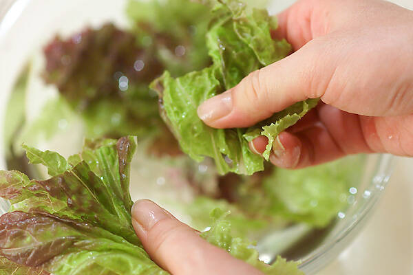 サーモンとチーズのオープンサンドの作り方の手順2