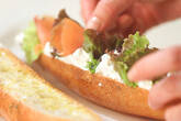 サーモンとチーズのオープンサンドの作り方5