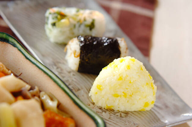 混ぜご飯のおにぎり