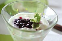 ヨーグルトのジャムがけ