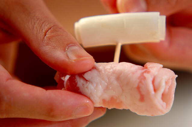 豚バラ巻きネギマの作り方の手順2