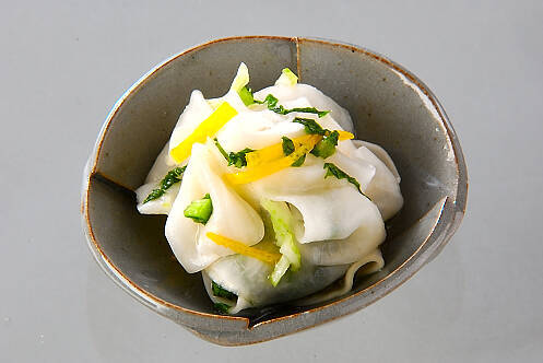 カブの甘酢和え