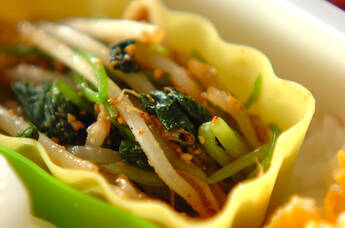 ミツバとモヤシのゴマ和え