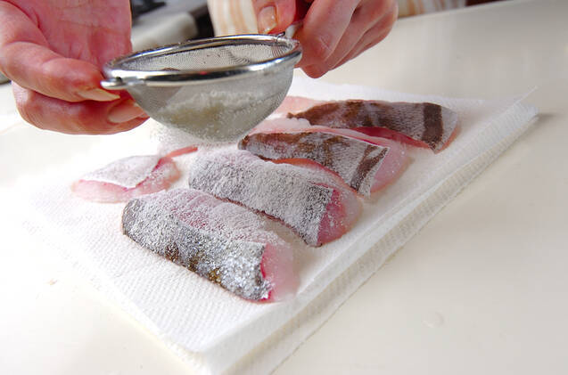 黄飯団子のトマト海鮮豆乳鍋の作り方の手順6