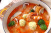 黄飯団子のトマト海鮮豆乳鍋の作り方の手順