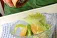 レタスと果物のサラダの作り方1