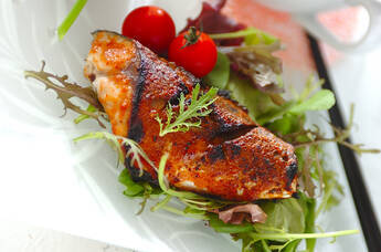 サバのレッドカレー風味焼き