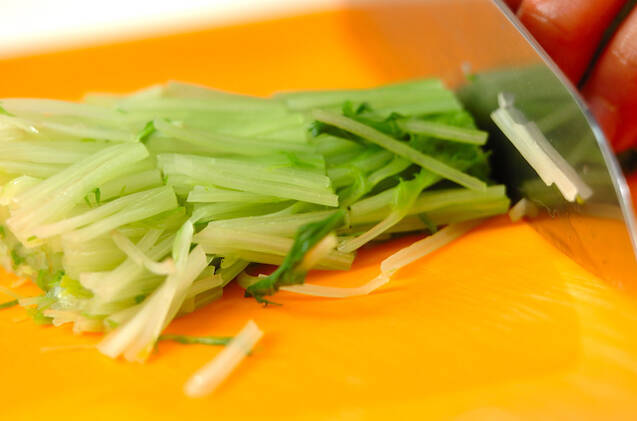 水菜とホウレン草のゴママヨ和えの作り方の手順1