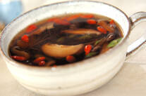 たっぷりシイタケのスープ