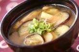 ナスとミョウガのみそ汁
