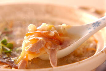 具だくさんのあんかけ雑炊