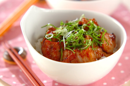 がっつり食べたい！ビリ辛みそ豚丼 by 保田 美幸さん