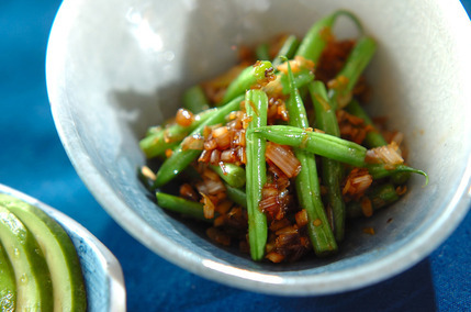 シャキシャキ止まらぬうまさ！インゲンの香味炒め