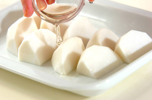 カブのレンジ蒸し生ハム巻きの作り方の手順3