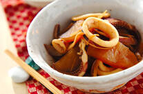 大根とイカの煮物